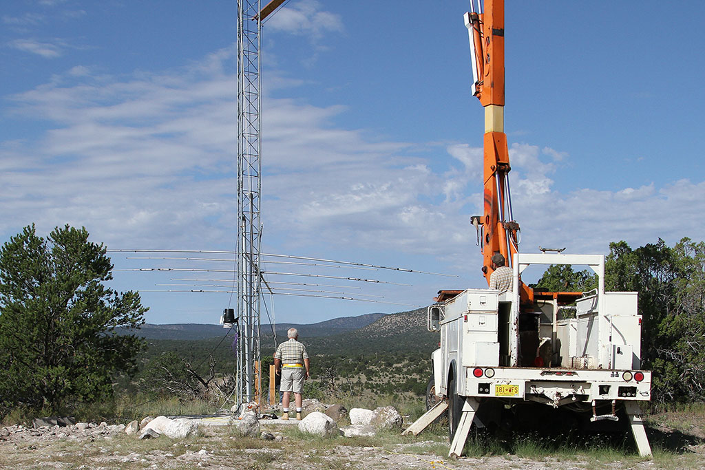 Lifting up the antenna.